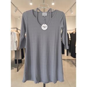 Hayden Los Angeles Silver Textured Knit Dress Medium NEW Strappy Neck 3/4 Sleeve